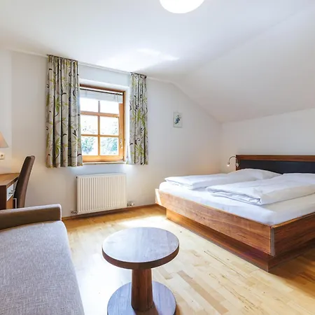 Am Stadtpark * Zell am See