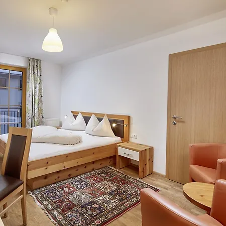 Apartament Am Stadtpark Zell Am